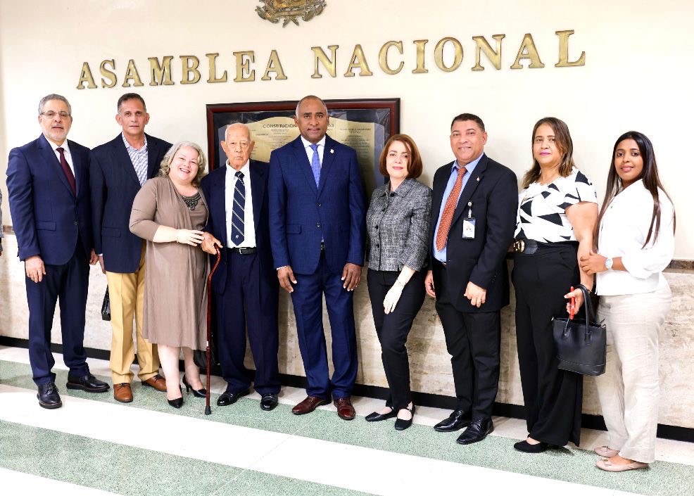 Senado reconoce a destacados banilejos por su legado