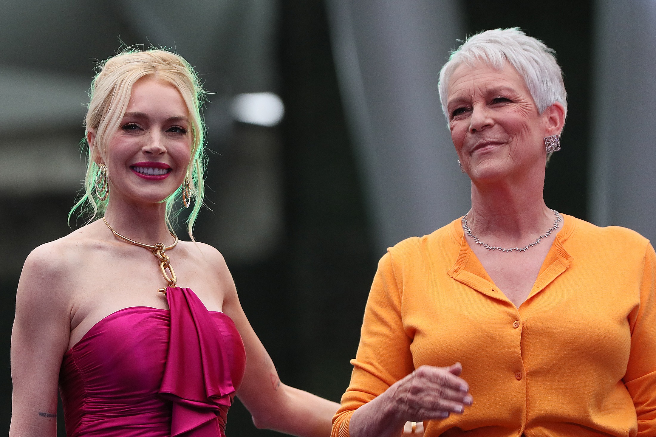 Lindsay Lohan y Jamie Lee Curtis presentan en México la secuela de 'Otro Viernes de locos'