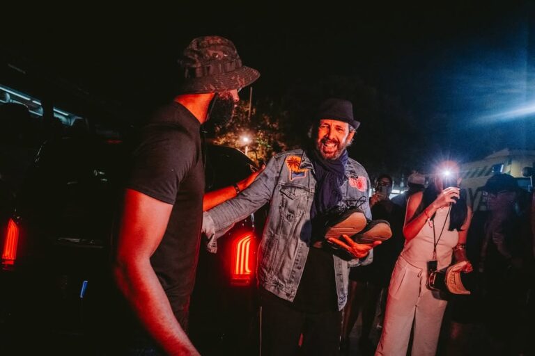 Jaylen Brown sorprende a Juan Luis Guerra con un gesto especial tras su concierto en España