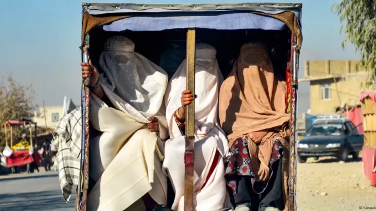 CPI emite órdenes de arresto por crímenes de género