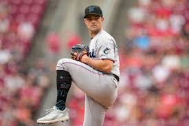 El conjunto de los Phillies de Philadelphia  firmó al relevista agente libre David Robertson