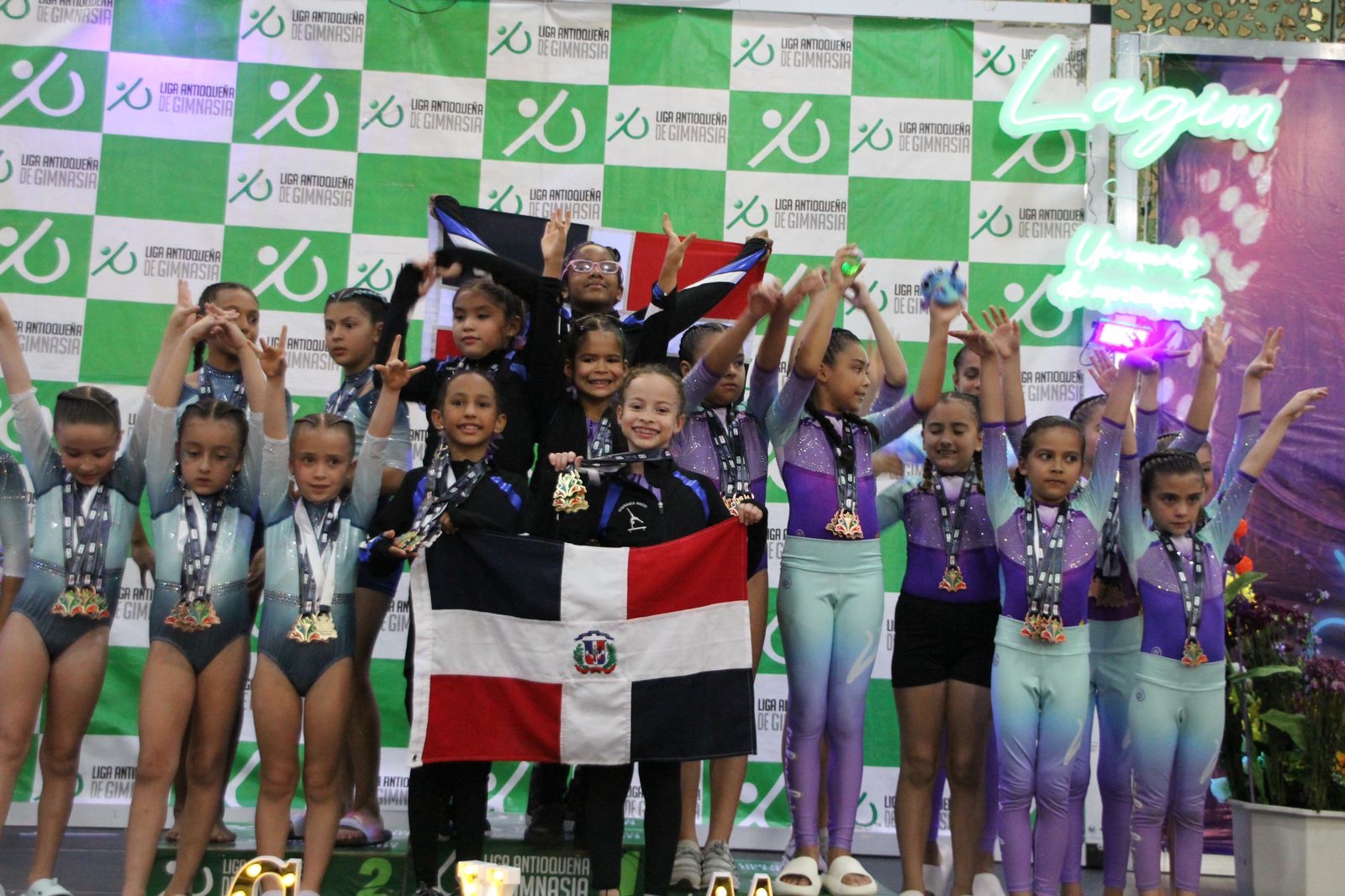 El Club Naco ganó 72 medallas en la VIII Copa Internacional Gymnastics Cup Medellin 2025