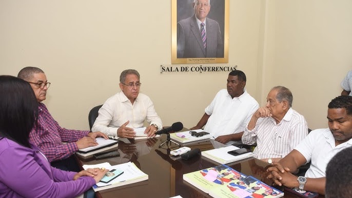 La Fedoboxa le reclama mas apoyo al gobierno para el boxeo aficionado y el arreglo del Coliseo Teo Cruz