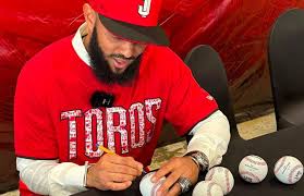 Emilio Bonifacio fue dado de baja por los Toros de Tijuana de la liga de béisbol mexicana.