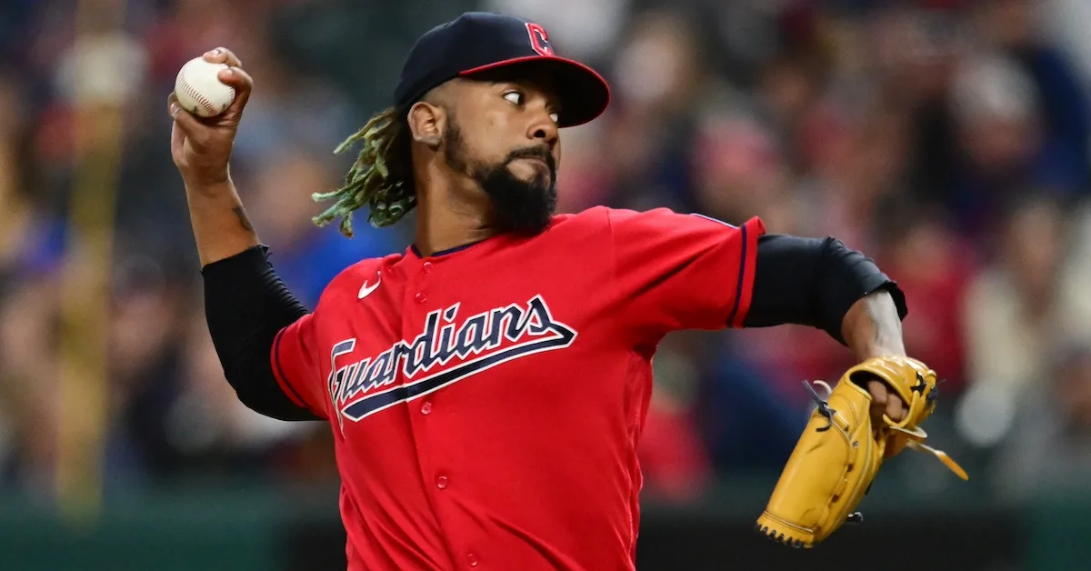Emmanuel Clase de los Guardianes de Cleveland fue colocado en licencia remunerada no disciplinaria