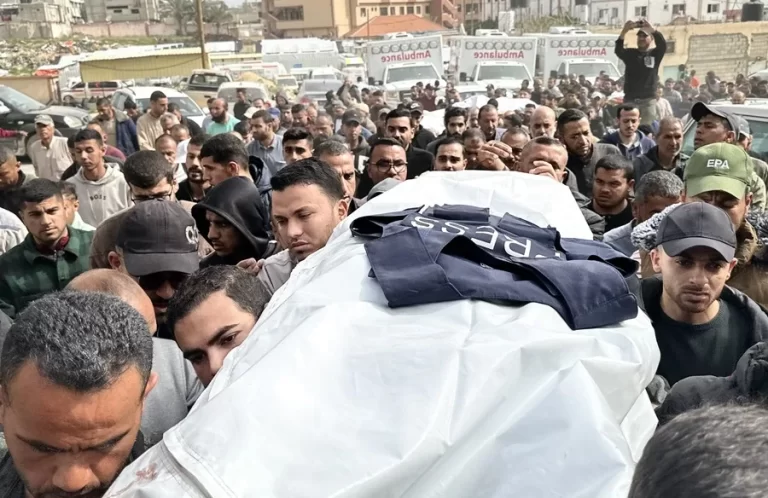 periodista embarazada y su familia mueren