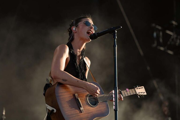 Gracie Abrams, la nueva estrella de la música: ni hija de ni novia de
