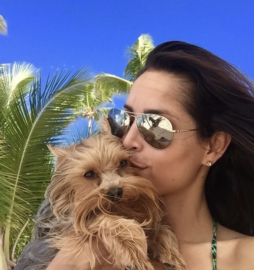 Muere Freud, cachorro de Carmen Villalobos: “Gracias por todos estos años”