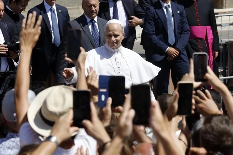 El papa León XIV clama por Gaza y el respeto humanitario