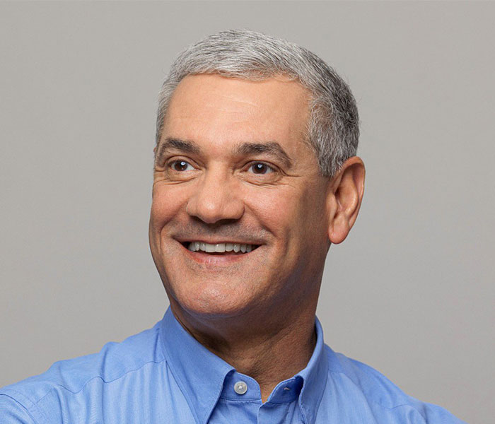 Gonzalo Castillo sorprende a su sobrina Tonia Anabel Luna en su cumpleaños