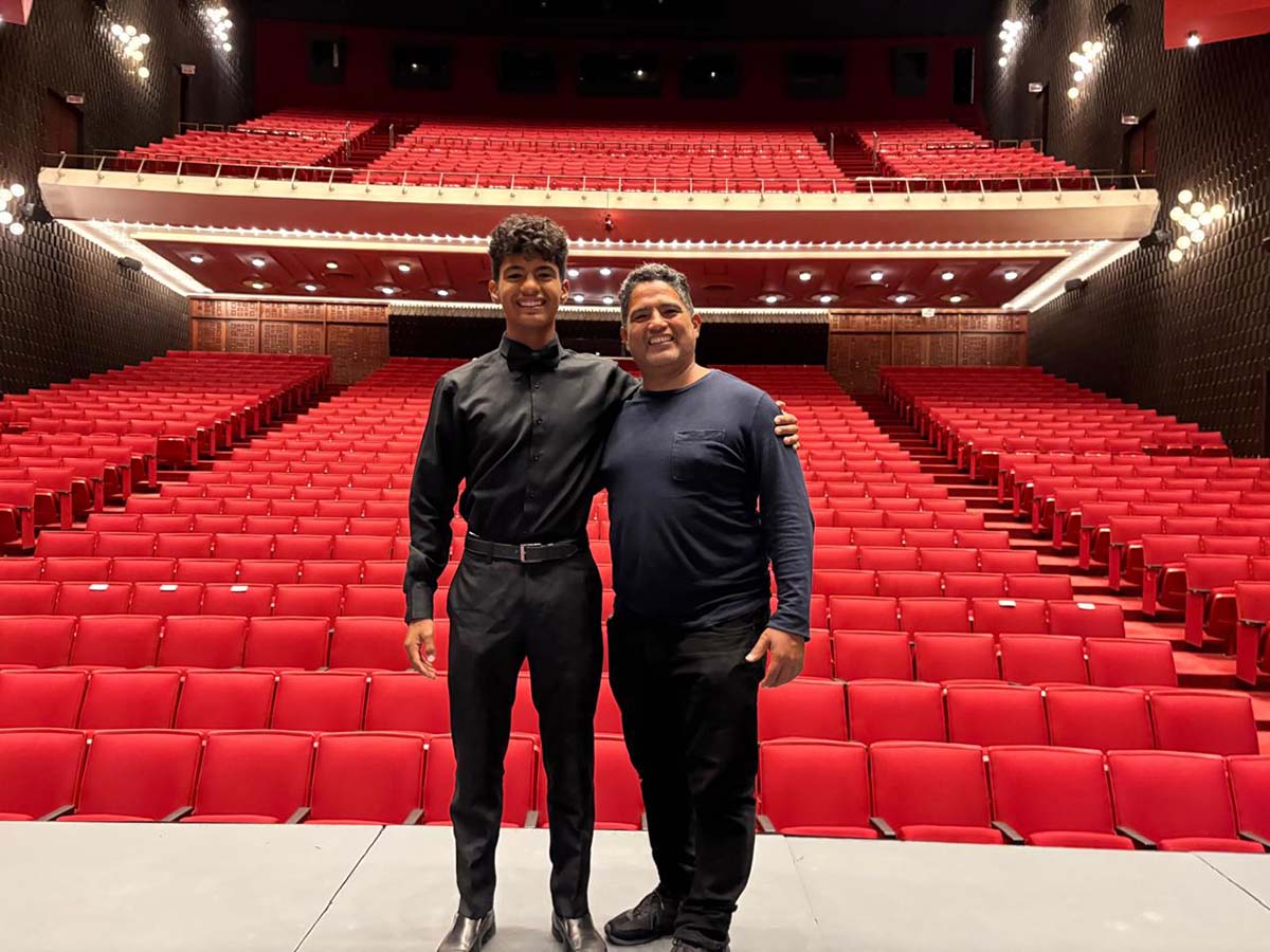 Joven venezolano del Sistema Punta Cana debuta con la Orquesta Sinfónica Juvenil en Teatro Nacional