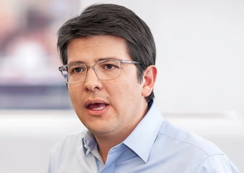 Adolescente implicado en atentado contra Miguel Uribe se fuga tras entregarse
