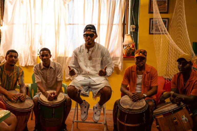 Myke Towers lanza “Island Boyz”, su álbum más personal y visionario