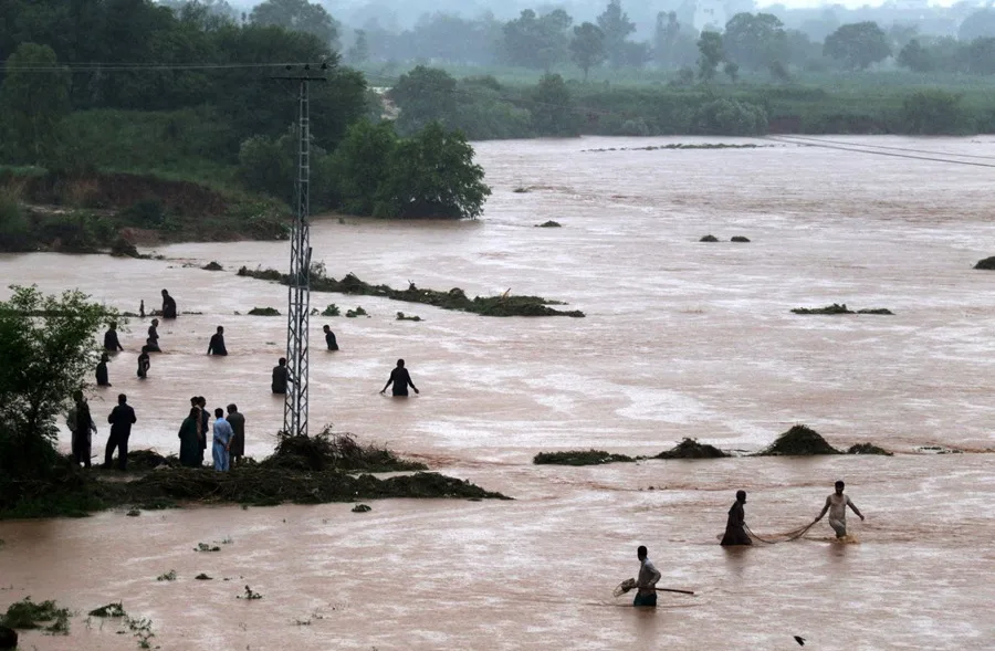Más de 200 muertos por las lluvias en Pakistán, que continuarán al menos hasta el viernes