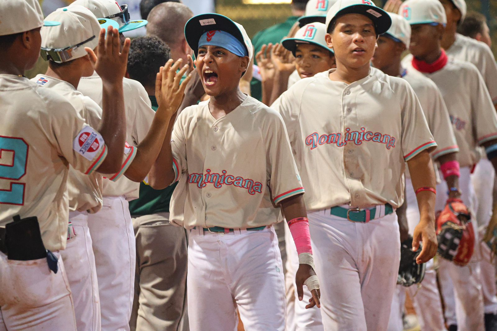 República Dominicana anota 25 veces y deja sin hit ni carreras a Sudáfrica en el Mundial U-12 de Béisbol
