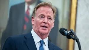 La NFL cerró su oficina de Nueva York luego del tiroteo del lunes donde resultó herido un empleado de la liga
