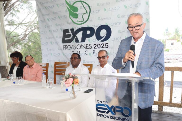 Leroux rechaza reforma laboral que afecta a las Mipymes