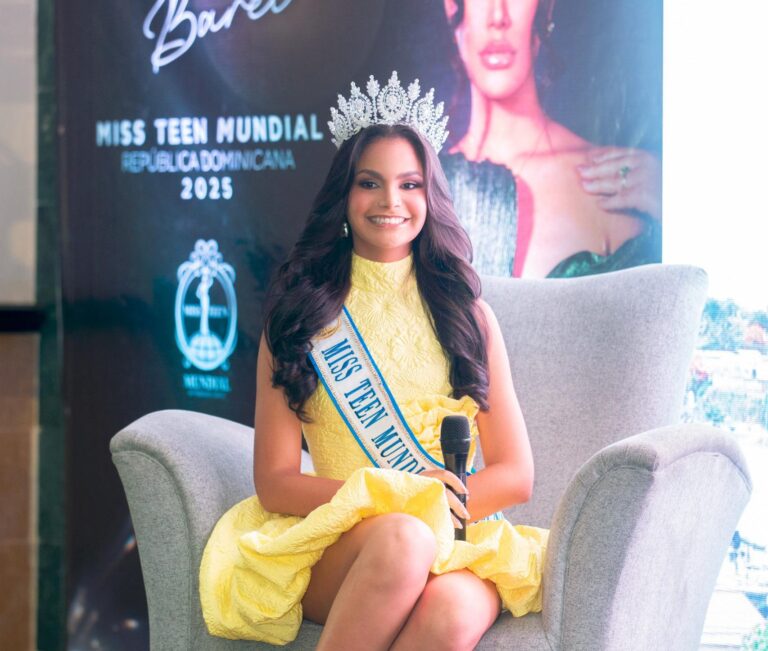 Cristy Baret, Miss Teen Mundial RD, se despide rumbo a El Salvador