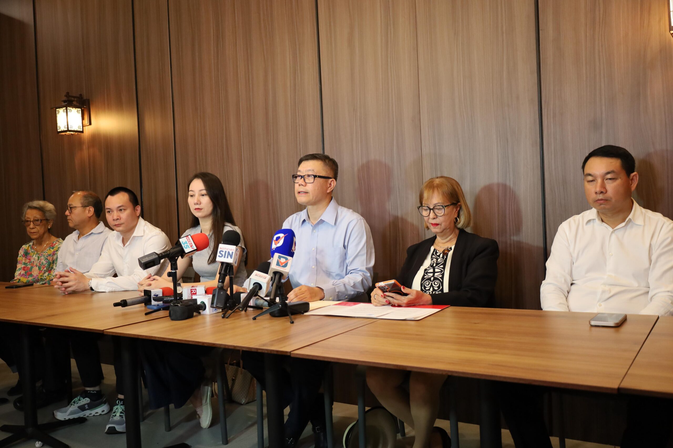 Llamado a la comunidad china en RD por negocios justos