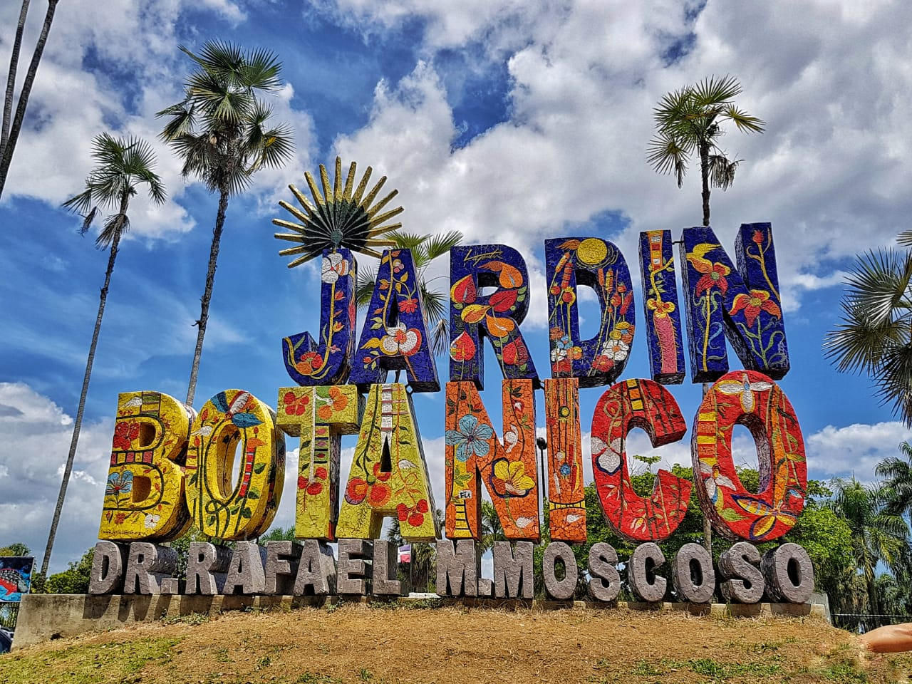 Gobierno analiza posible impacto de obra vial en terrenos cercanos al Jardín Botánico