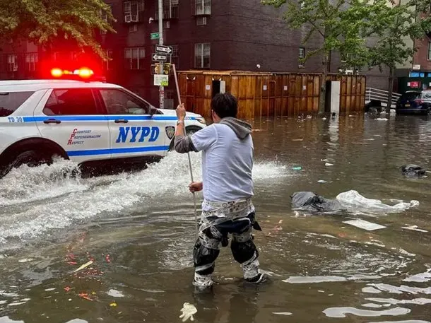 Nueva York quiere más árboles y mejor alcantarillado para combatir inundaciones