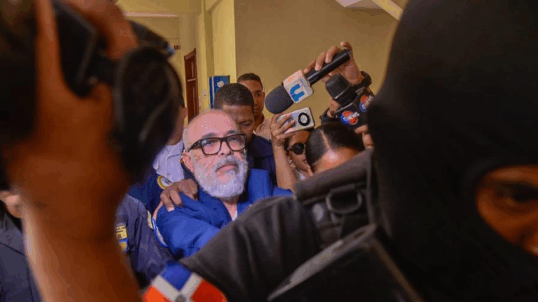 Aplazan recurso de hábeas corpus del comunicador Ángel Martínez