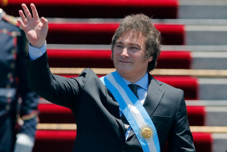 Argentina: Milei recorta impuestos a las exportaciones del agro en busca de mayor competitividad