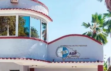 maestros de la ADP reclaman plazas en RD