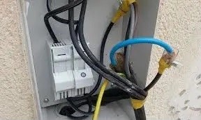 Mujer culpable de fraude eléctrico sentenciada
