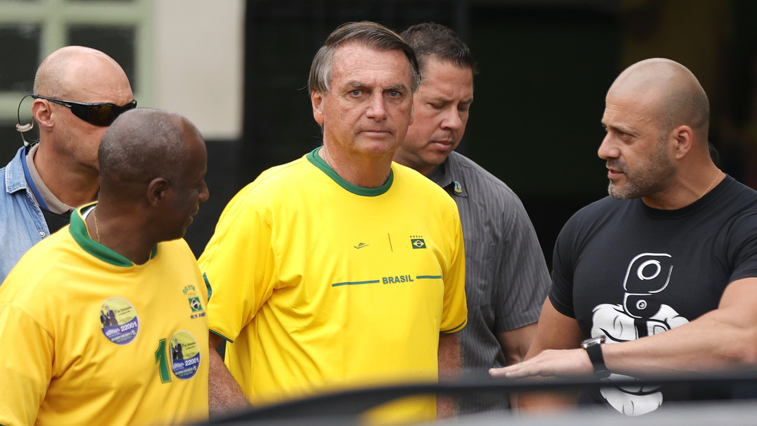 Policía de Brasil revela plan de asilo de Bolsonaro