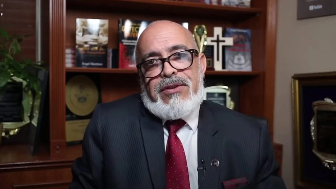 Renuncia el abogado Carlos Mesa en caso de Ángel Martínez
