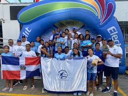 Los Delfines del Club Deportivo Naco ganaron 63 medallas en el Torneo de Natación Delfin de Oro