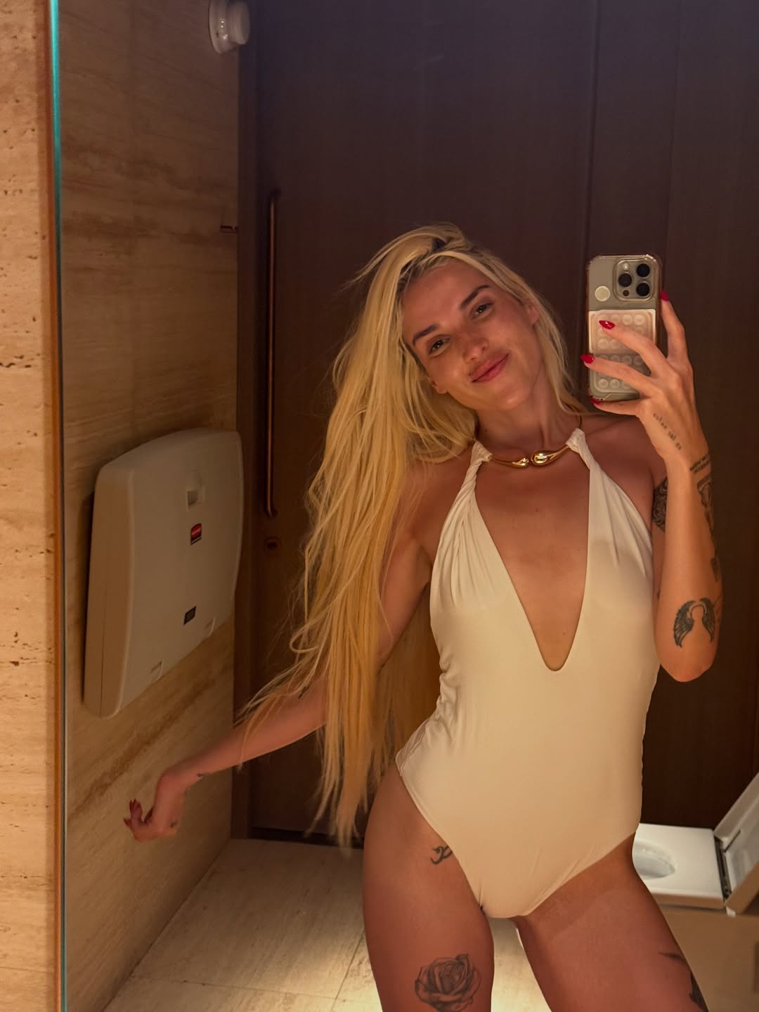 Elena Rose cierra su verano con un mensaje de fe y gratitud