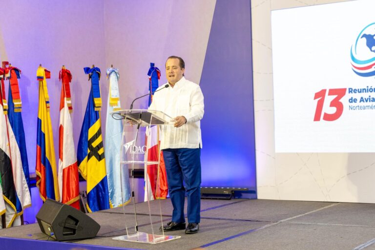 Líder en Aviación Civil Regional