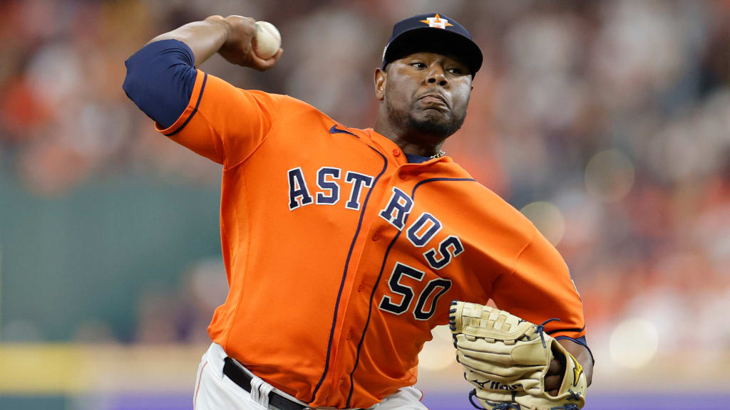 El conjunto de los Astros de Houston colocó al lanzador dominicano Héctor  Neris en lista de asignación