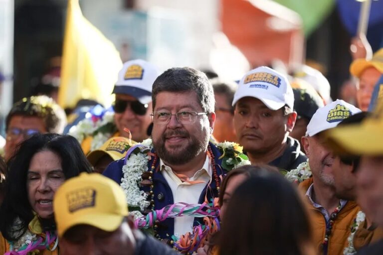 Alianza Unidad alerta sobre fraude electoral en Bolivia