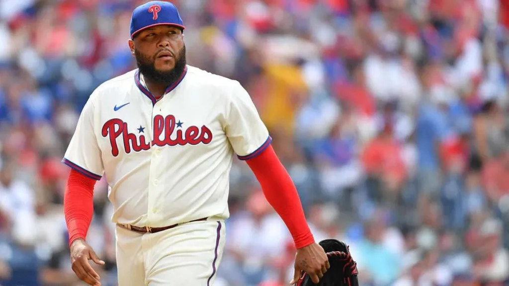 El lanzador de los Phillies José Alvarado se disculpó con sus compañeros y fanáticos por el uso de sustancias controladas