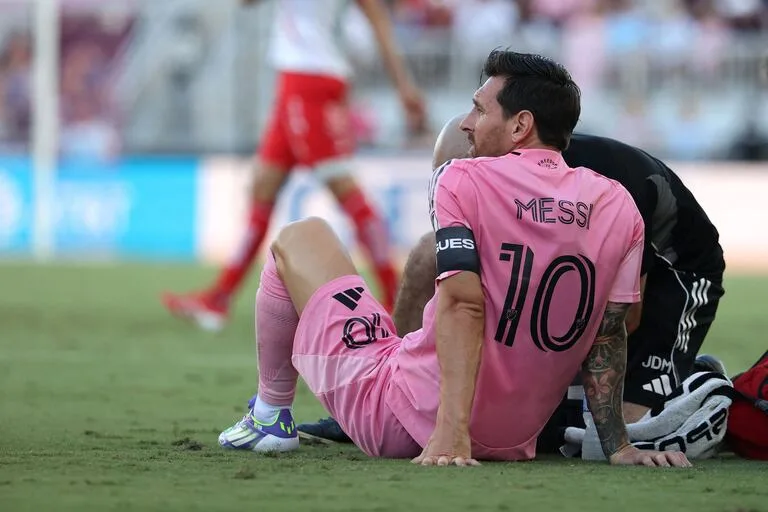 Lionel Messi sufrió una “lesión muscular en la pierna derecha y no se sabe cuando regrese con el Inter de Miami