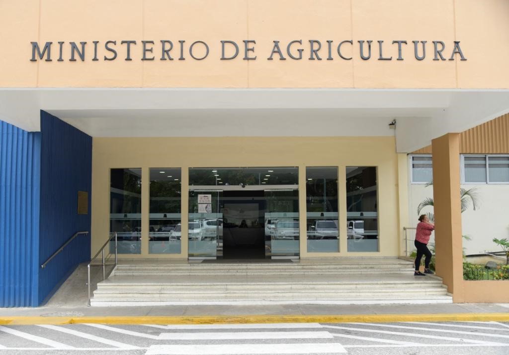 Arrestan a Coronel y Militar por Malversación en Agricultura
