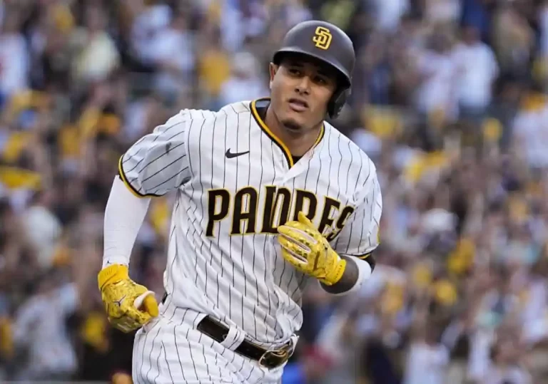 Manny Machado conectó su jonrón 21 de la temporada en la victoria de los Padres ante los Gigantes