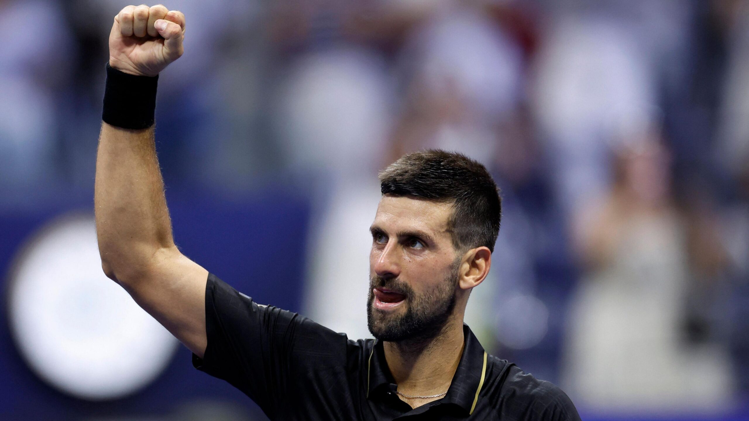 El serbio Novak Djokovic derrotó al estadounidense Learner Tien en su debut en el US Open