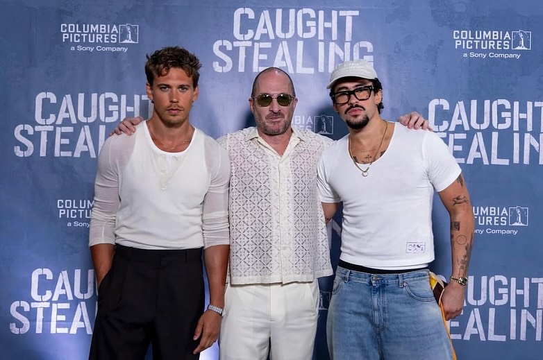 Austin Butler, Bad Bunny y Darren Aronofsky llegan a Puerto Rico para proyección especial de Caught Stealing