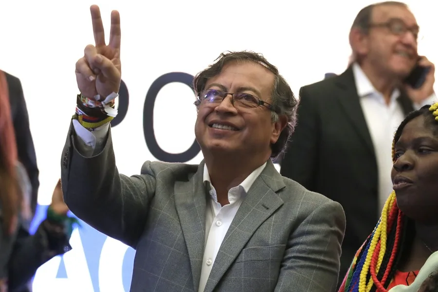 Irregularidades en la campaña de Petro: ¿Quién es responsable?