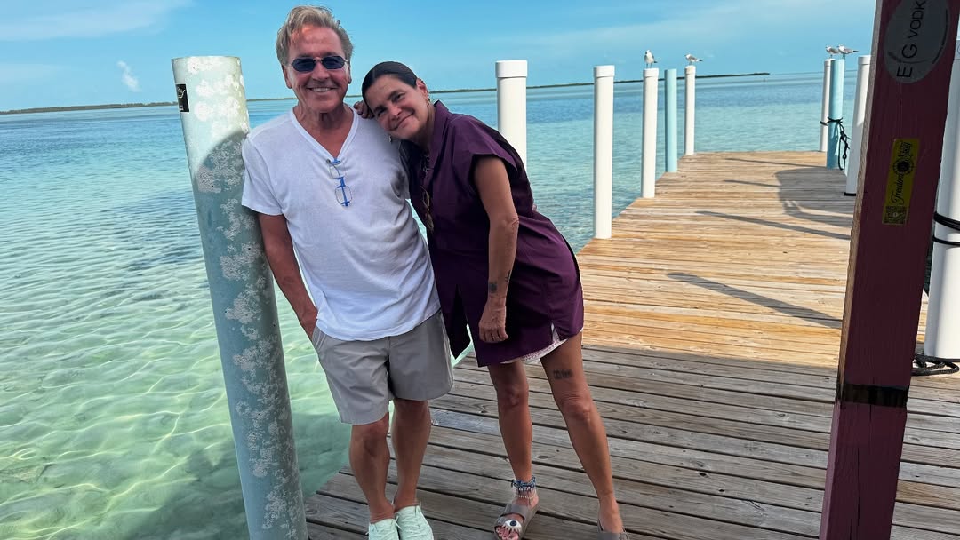 Ricardo Montaner celebra 36 años de amor junto a su esposa en Bahamas