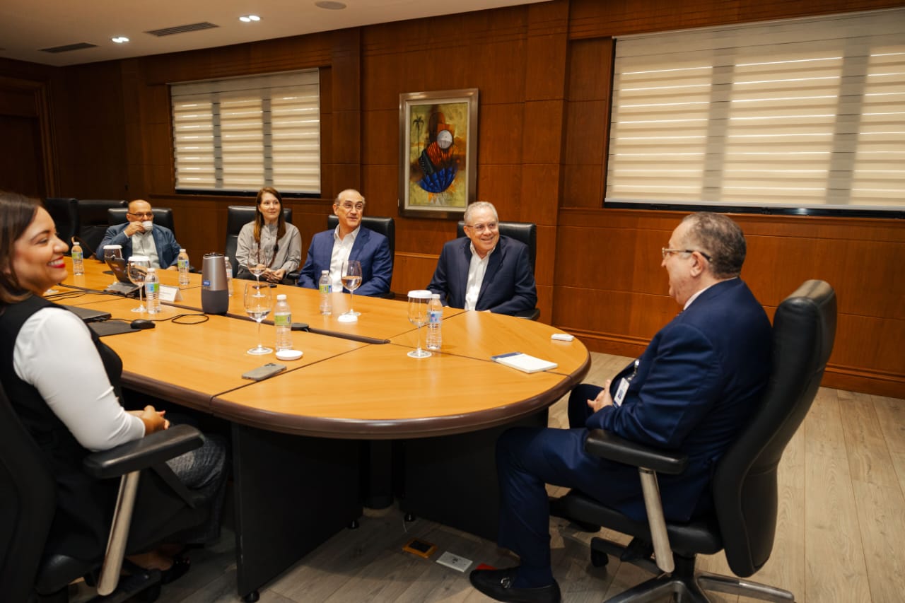 Fortalecimiento del diálogo con empresarios en RD