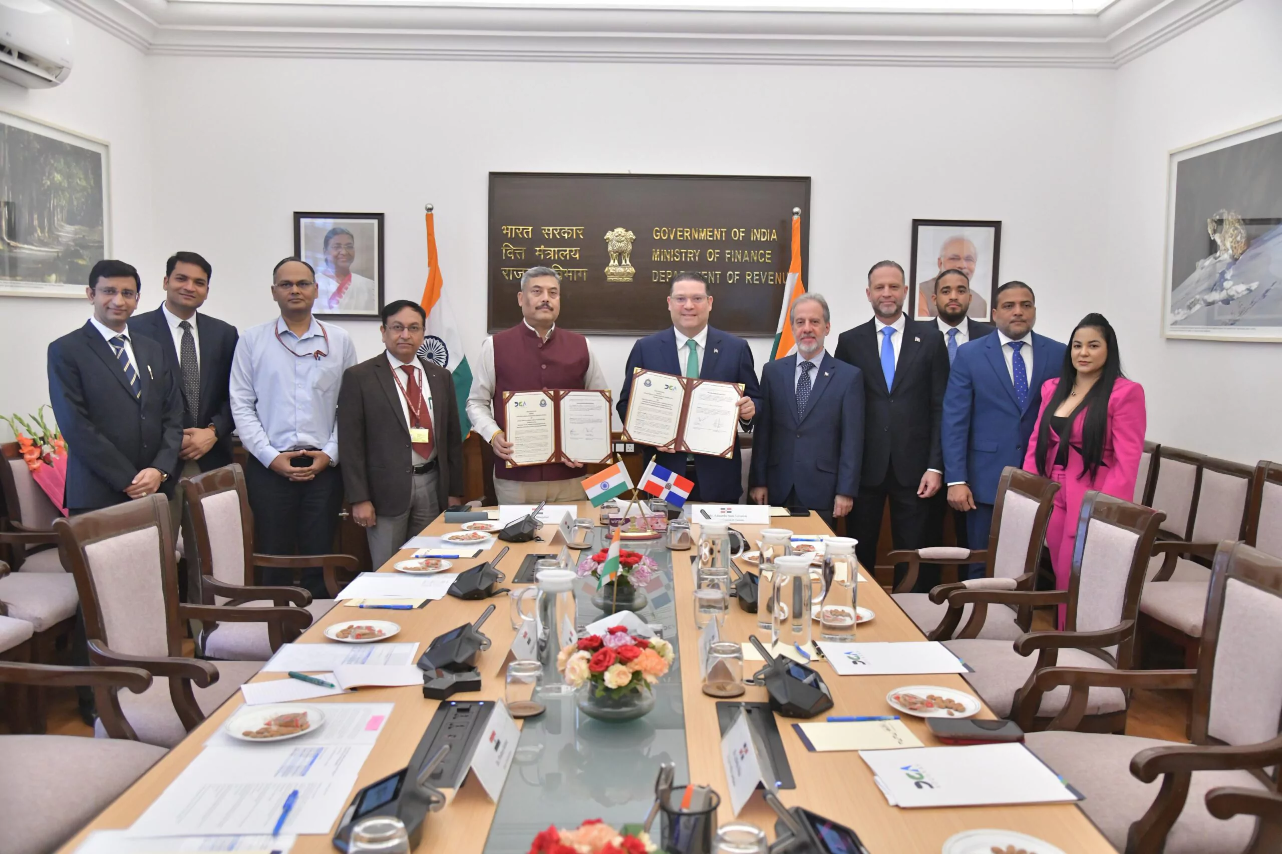 Yayo Sanz Lovatón y DGA fortalecen lazos comerciales con Aduanas de la India