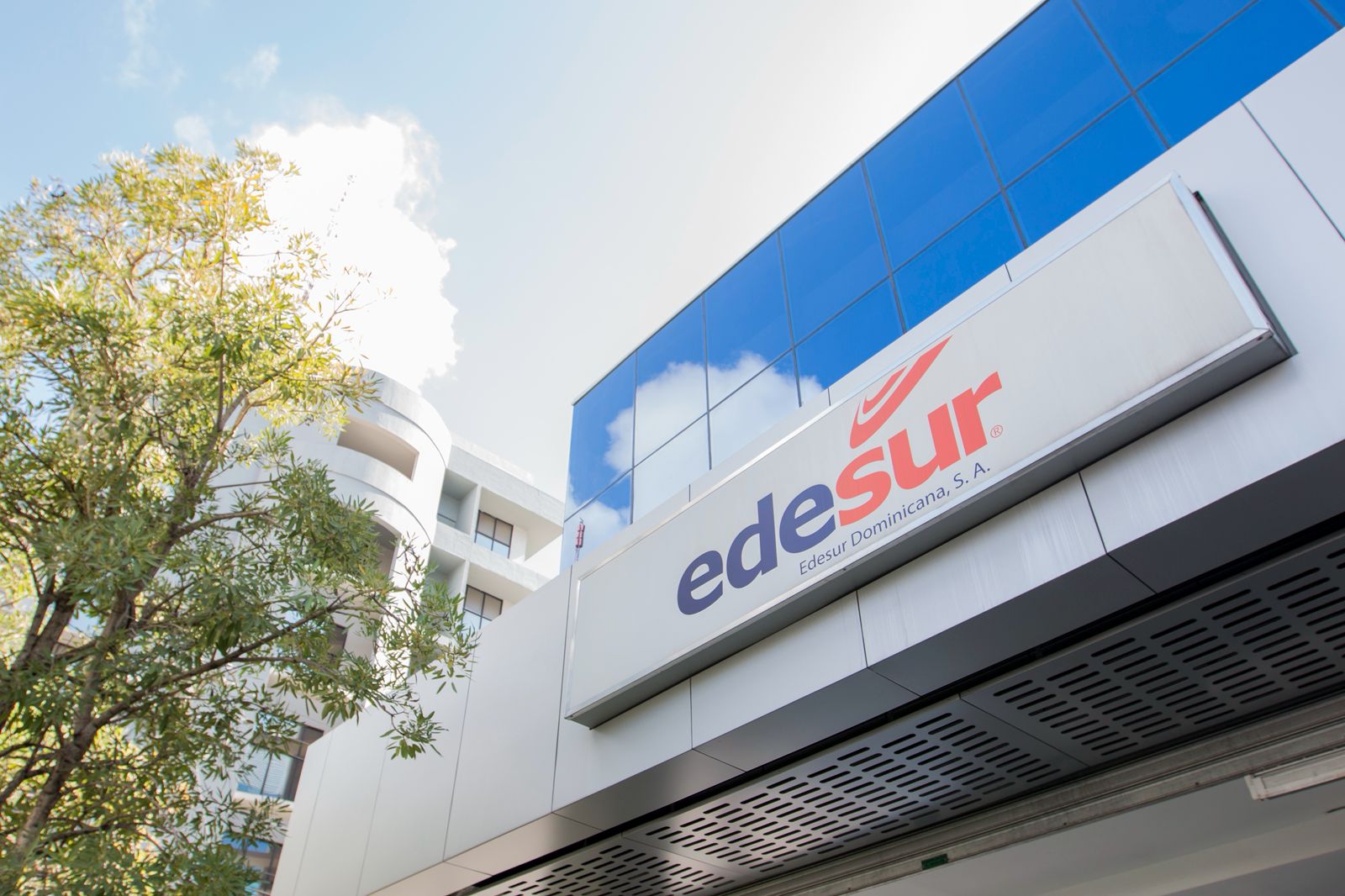 Edesur busca normalizar el servicio eléctrico en Bahoruco