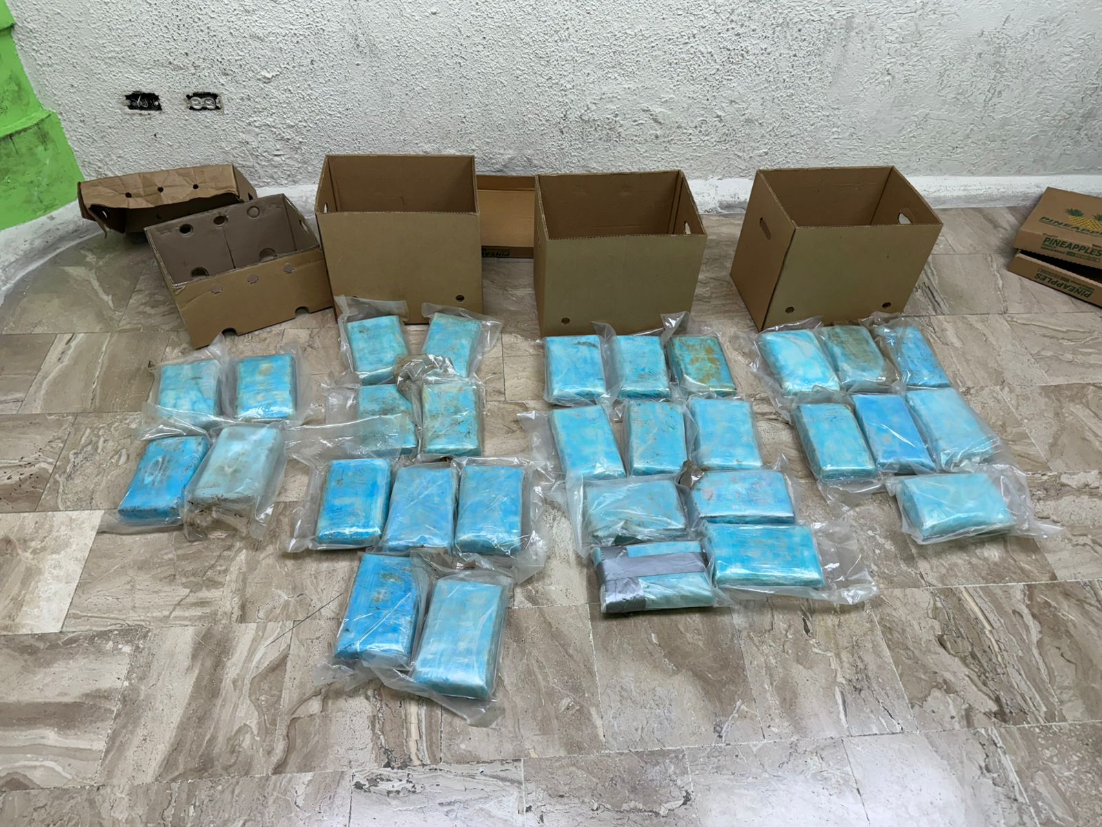 DNCD incauta 30 paquetes de cocaína en Punta Cana