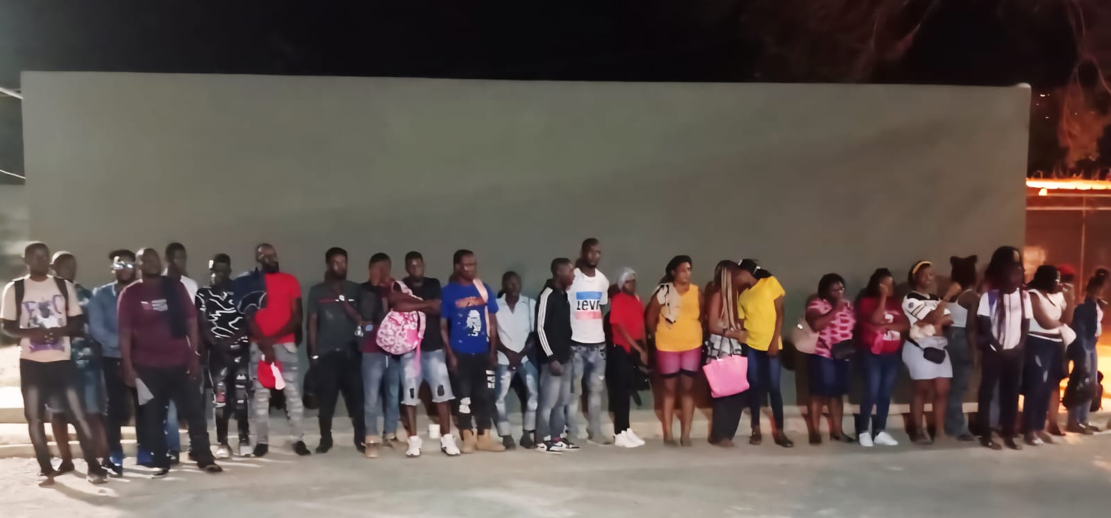 Ejército detiene 34 haitianos en operativo en Mao