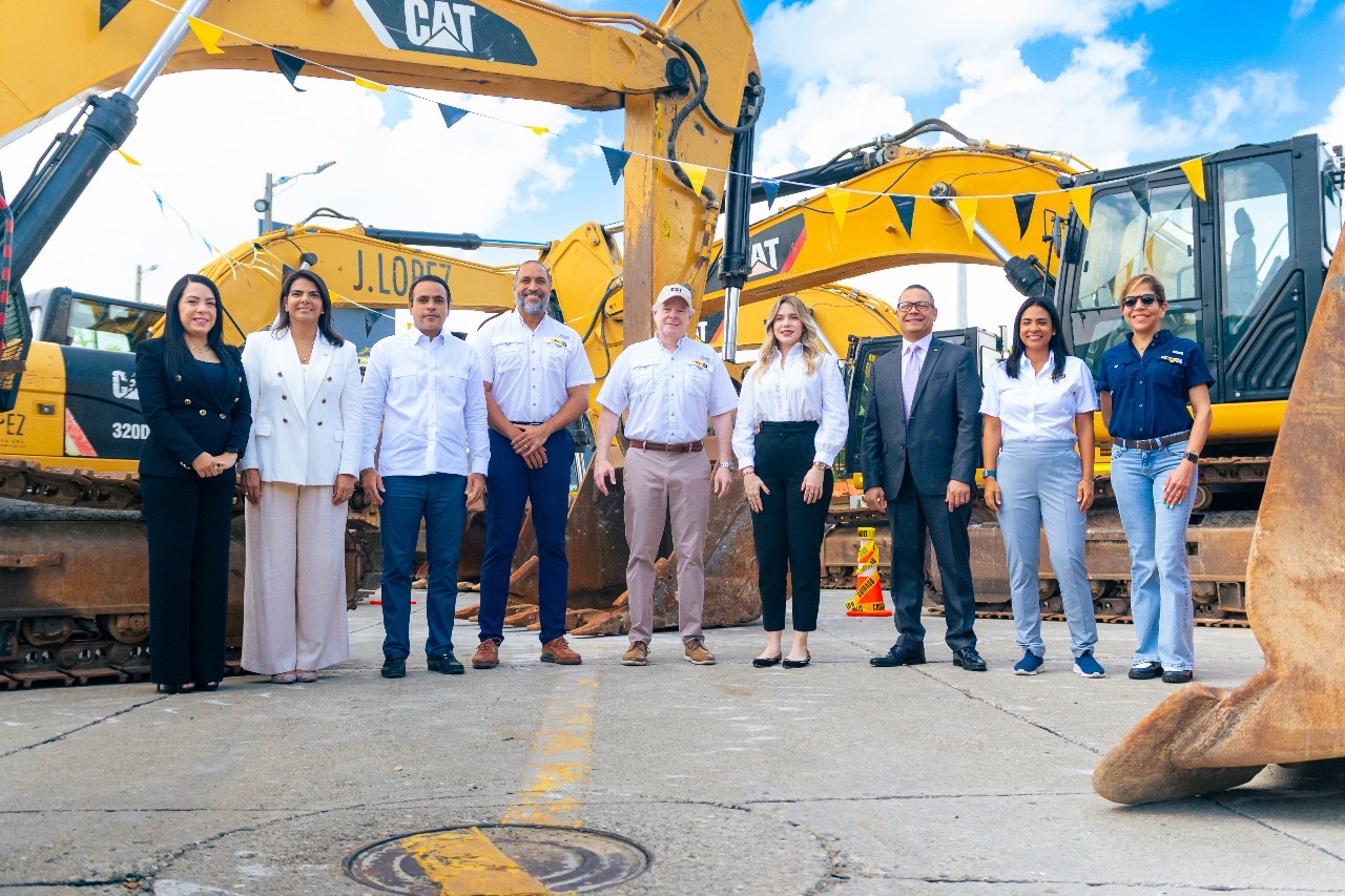 Banco Caribe impulsa el desarrollo empresarial en la Feria de Equipos Imca Usados